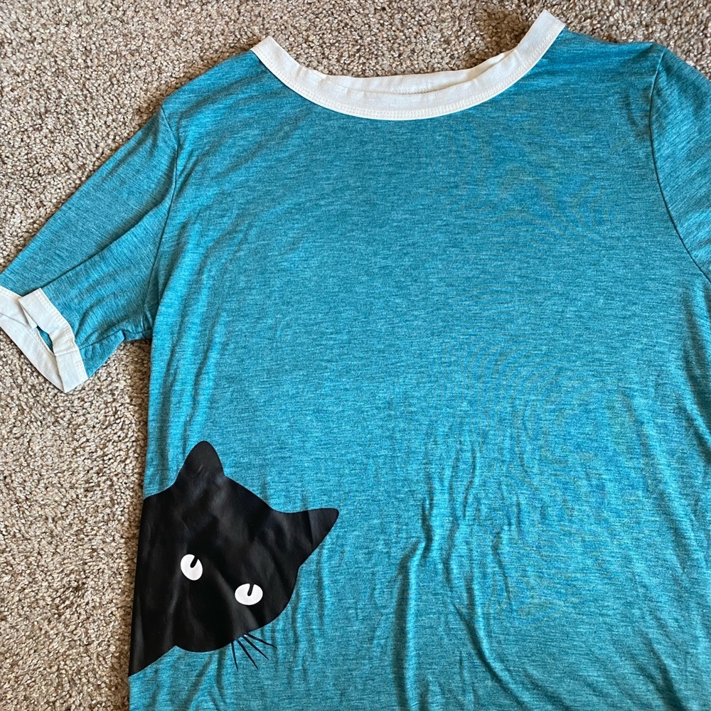 -SOLD- Fun Cat Graphic Top